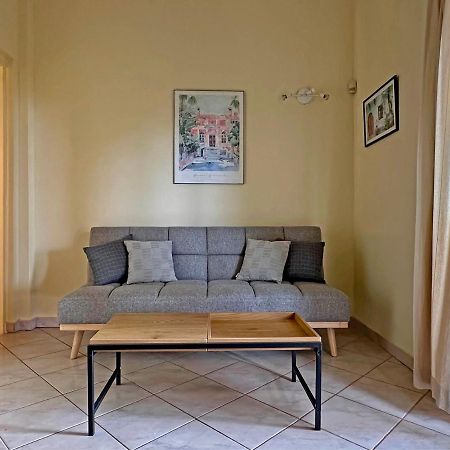Villa Serena Nisaki  Zewnętrze zdjęcie