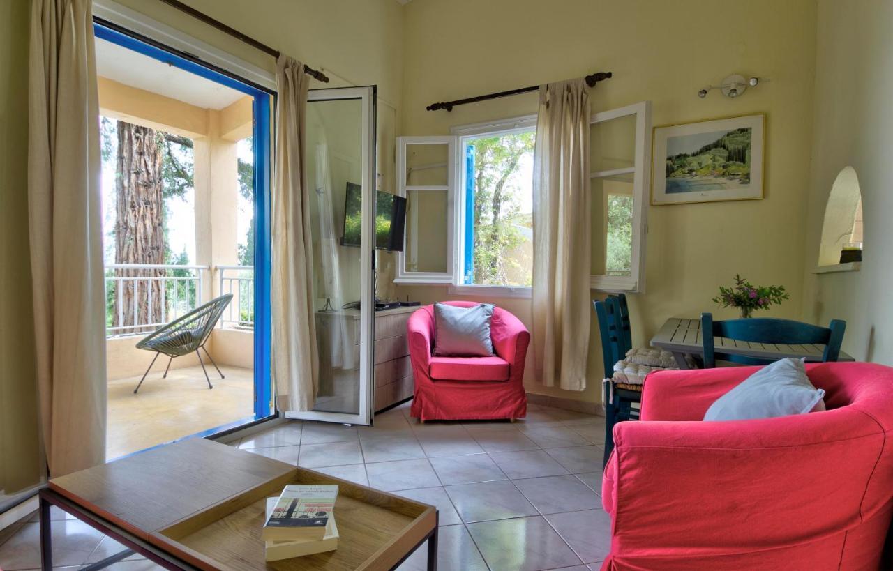 Villa Serena Nisaki  Zewnętrze zdjęcie