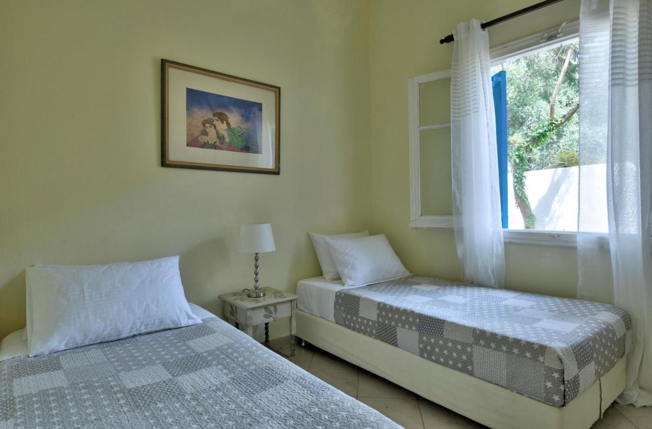 Villa Serena Nisaki  Zewnętrze zdjęcie
