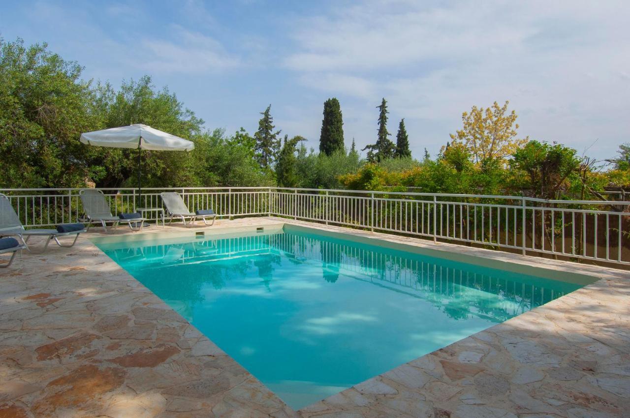Villa Serena Nisaki  Zewnętrze zdjęcie